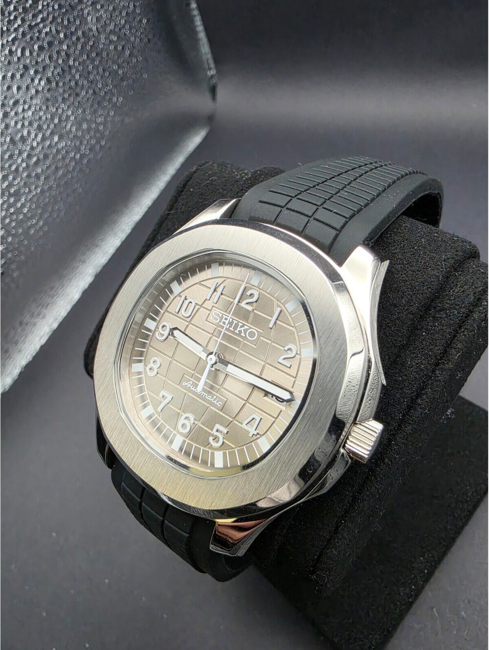 Seiko Silver Aquanaut Mod Watch Rubber Silver Steel